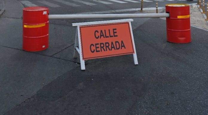 Alerta de tráfico: cortes programados en calles de Bahía Blanca.