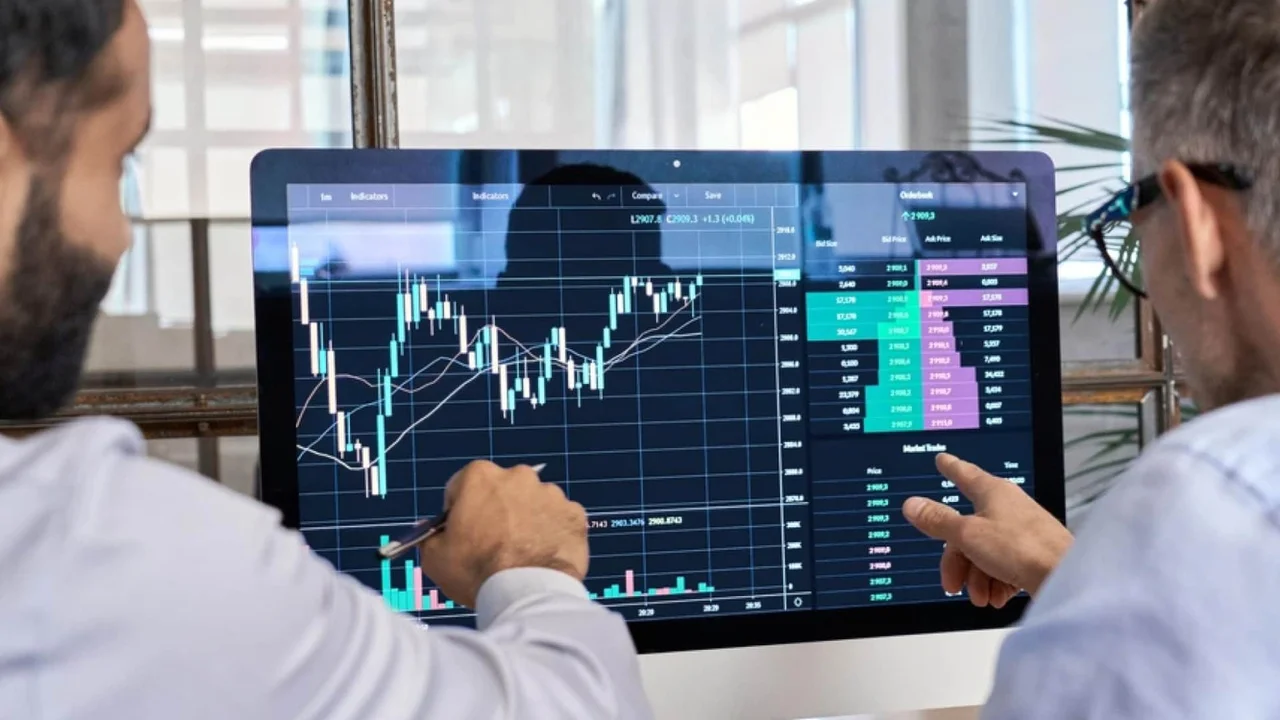 Analista: Bitcoin, ¿en peligro? Predice caída del 50% si alcanza los u$s135.000