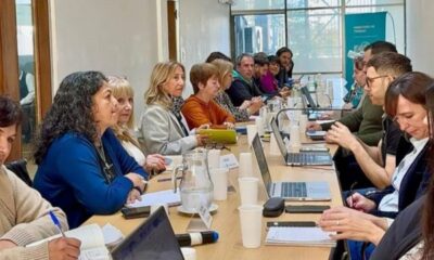 Aumento salarial para docentes y ATE: nueva propuesta de la Provincia.
