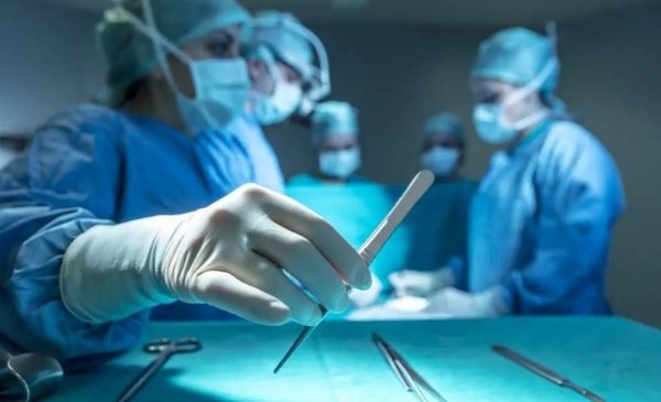 Cirujano condenado a pagar 12 millones por error quirúrgico en Bahía Blanca.