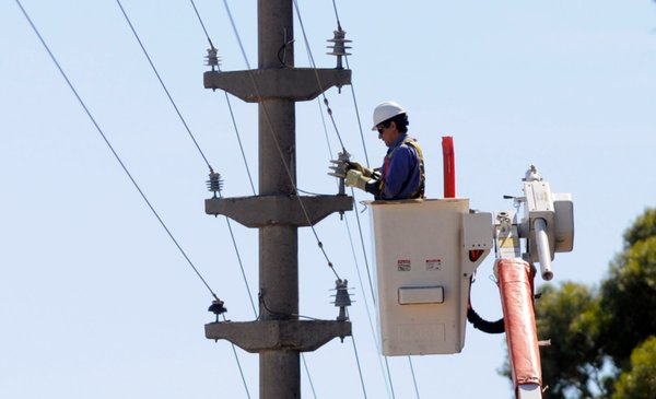 Cortes programados de luz en Bahía Blanca afectarán a varios barrios hasta el mediodía.