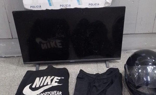 Descubren a ladrón gracias a cámaras de seguridad en Villa Rosario.