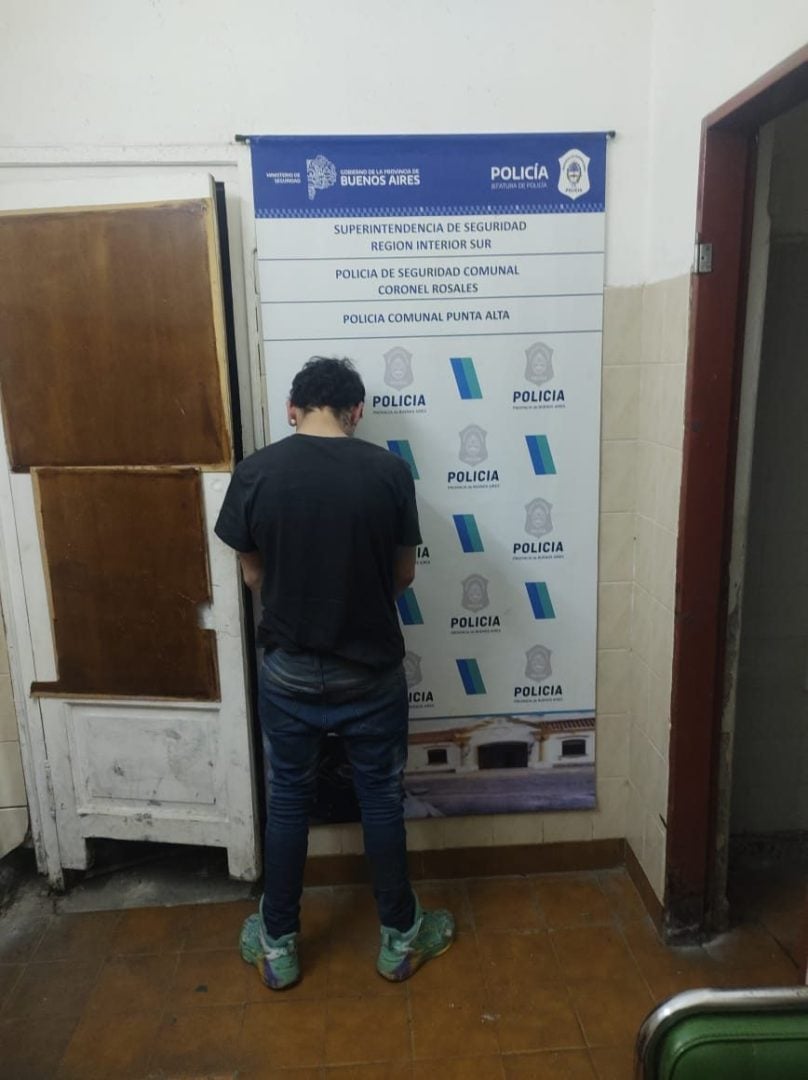 Detuvieron a un joven que robó y agredió a su madre en Punta Alta.