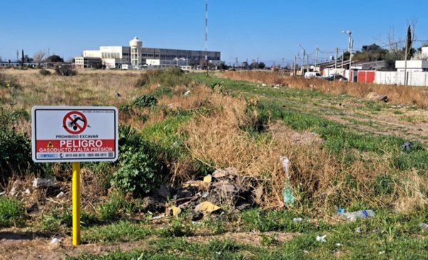 Hallan cadáver en vías del tren en Bahía Blanca: investigan trágico suceso.
