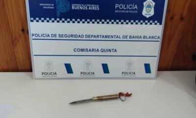 Intentó irrumpir violentamente en la casa de su ex pareja y fue arrestado.
