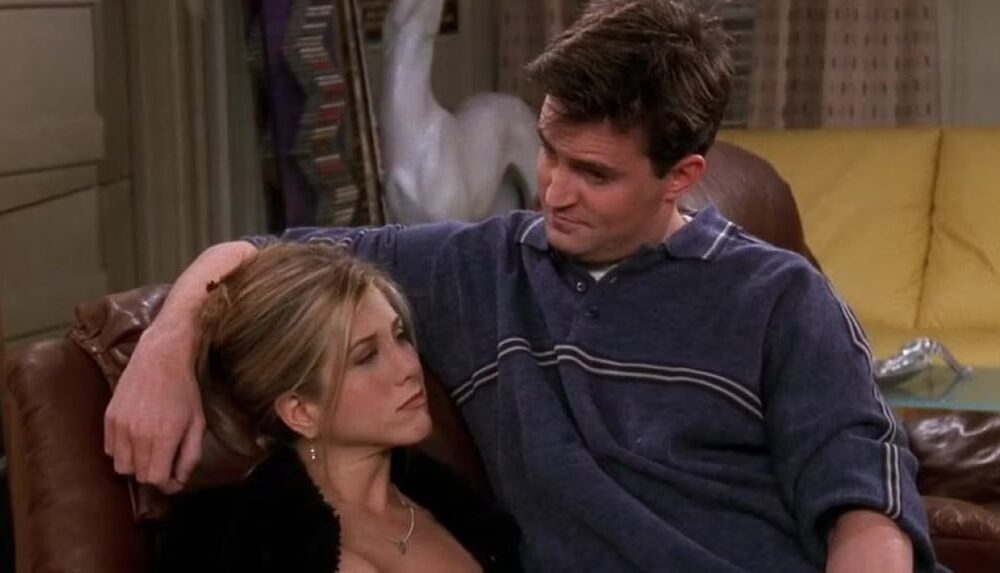 Jennifer Aniston reflexiona sobre la trágica muerte de Matthew Perry en emotivas declaraciones.