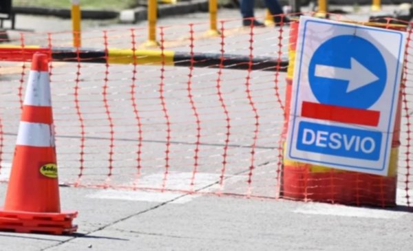 Obras viales generan cortes de calles y desvíos en Bahía Blanca.