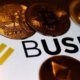 Paxos, creador de la stablecoin BUSD, enfrenta multa millonaria por incumplimiento normativo.