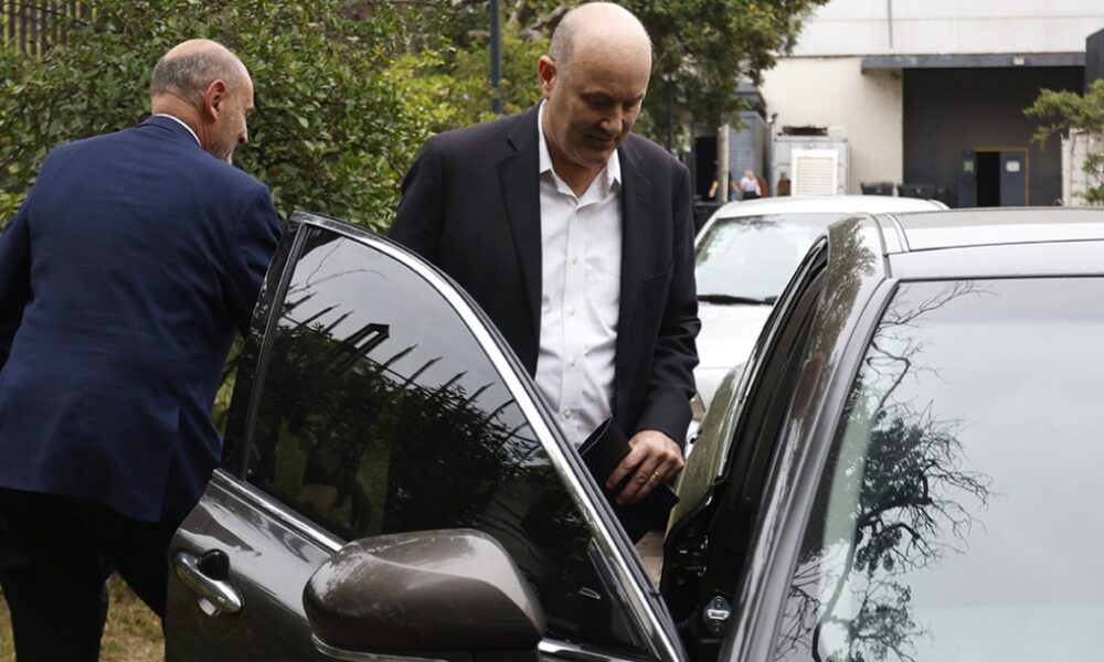 Renuncia el jefe del Servicio Meteorológico por plan de desguace del organismo.