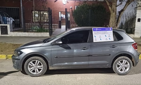 Secuestran auto robado en Ingeniero White proveniente del conurbano.