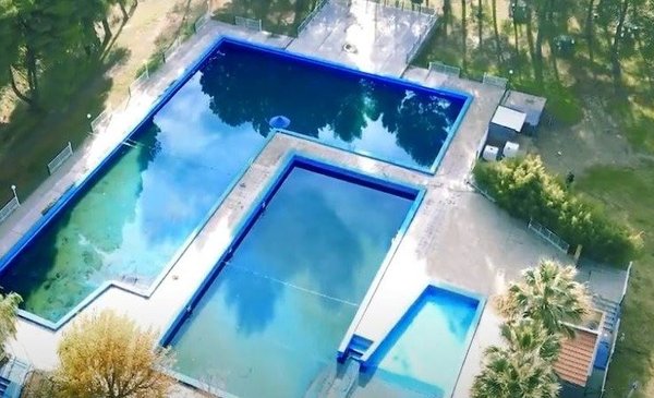 Tragedia en Bahía Blanca: Falleció un niño de 13 años en la piscina del Sindicato de Trabajadores Químicos y Petroquímicos.